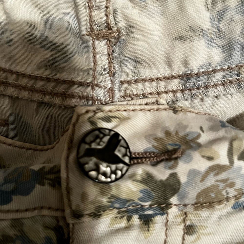 GRANE~FORAL SHORTS~7 - Picture 6 of 6